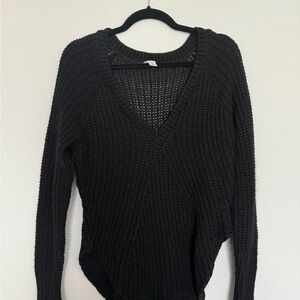 Melrose and Market Women's Black V-Neck Sweater